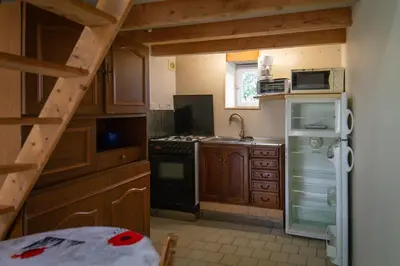 Cuisine ou kitchenette dans l'établissement Cabane à Mémé