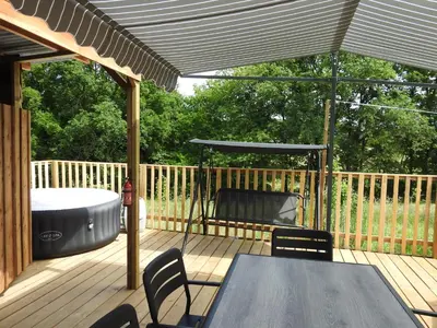 Balcon ou terrasse dans l'établissement Les secrets de la nature chambre d'hôtes, tentes luxe et nature