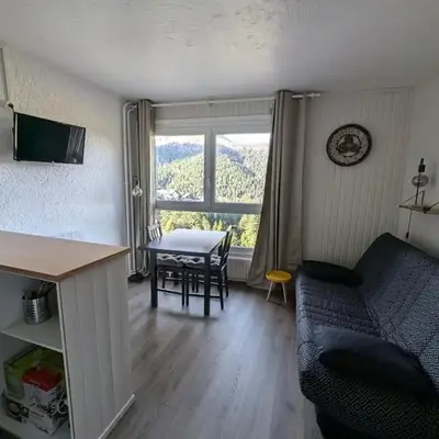 Studio cabine rénové avec vue sur le centre