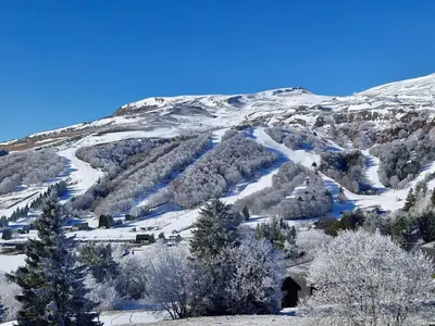 Plan de l'établissement Studio rénové au cœur de Super Besse, pour 4 personnes - FR-1-814-141