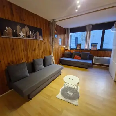 Studio rénové au cœur de Super Besse