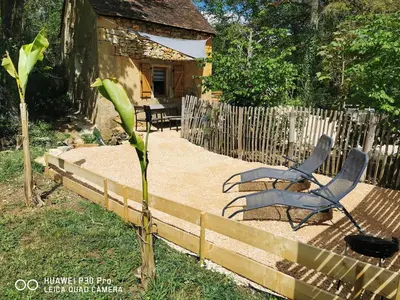 Jardin de l'établissement Les nuits étoilées du moulin petit déjeuner inclus