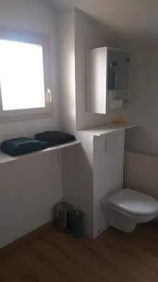 Salle de bains dans l'établissement Chambre avec petit-déjeuner #2