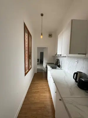 Cuisine ou kitchenette dans l'établissement Signature Lussac, en hypercentre