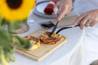 Nourriture dans la tente de luxe ou à proximité