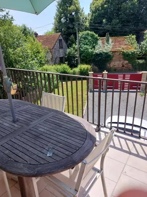 Balcon ou terrasse dans l'établissement Maison à la campagne