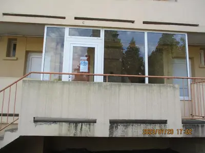 Balcon ou terrasse dans l'établissement LIMOGES, appart, plein de lumière !
