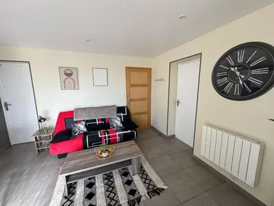 Coin salon dans l'établissement Le Cocon de Beynat - 1 Chambre