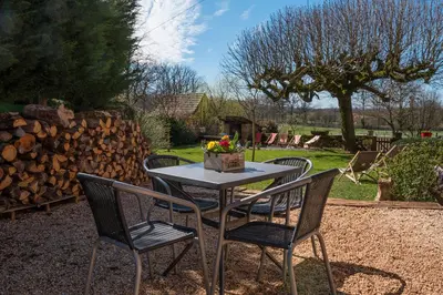 Jardin de l'établissement Ecuries de Saint Maurice- Maison d'hôtes de Gondou