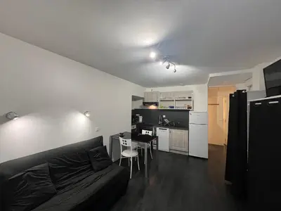 Cuisine ou kitchenette dans l'établissement Appartement mont dore 4 personnes