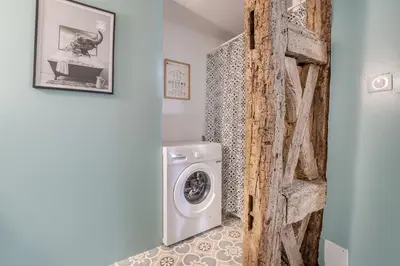 Plan de l'établissement Le Duplex D'Andromely, Centre-historique-Animé