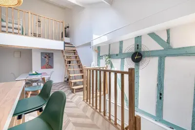 Plan de l'établissement Le Duplex D'Andromely, Centre-historique-Animé