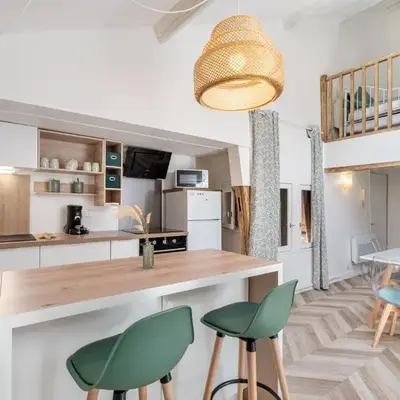 Le Duplex D'Andromely