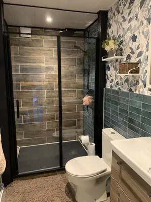 Salle de bains dans l'établissement Barracat Gite