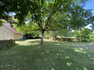 Jardin de l'établissement Grande maison de famille Miers