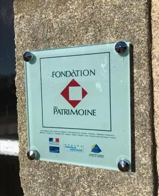 Certificat, récompense, panneau ou autre document affiché dans l'établissement Large charming property