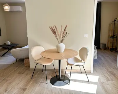 Coin salon dans l'établissement Charmant T2 tout confort