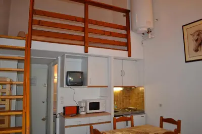 Cuisine ou kitchenette dans l'établissement Résidence Azur Sancy