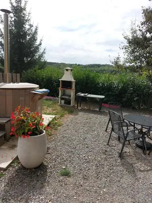 Jardin de l'établissement TIPI de LOUIS