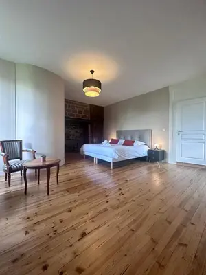 Un ou plusieurs lits dans un hébergement de l'établissement Maison de la Fontaine - Typique - Bourg de Collonges