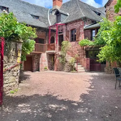 Maison de la Fontaine - Typique - Bourg de Collonges