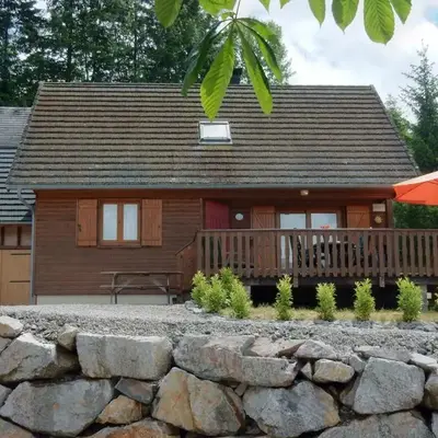 Chalet in Beaulieu near Lake & Castle