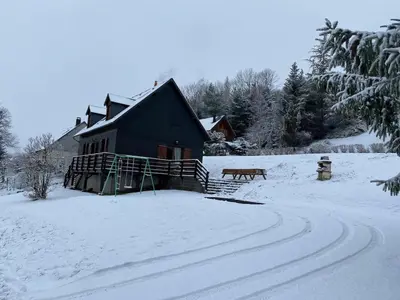 L'établissement Chalet Louise 16 personnes - 5 chambres en hiver