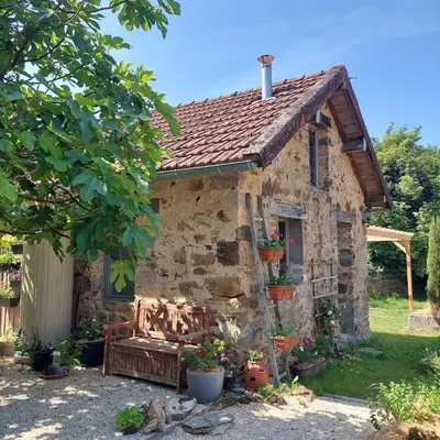 Jardin de l'établissement Le Potagîte, Gîte dans un jardin potager Limousin