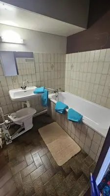Salle de bains dans l'établissement Le Nid des Cimes- séjour détente face aux sommets