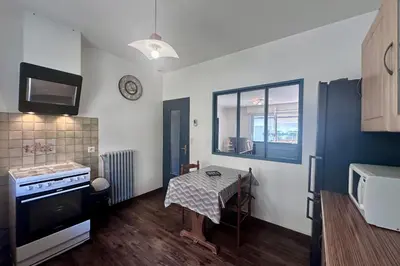 Un ou plusieurs lits dans un hébergement de l'établissement Casa Nobel - Joli logement pour 4 pers - Balcon
