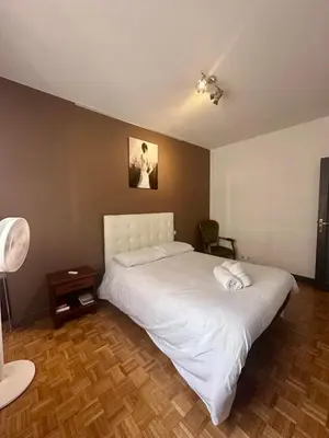 Un ou plusieurs lits dans un hébergement de l'établissement Casa Nobel - Joli logement pour 4 pers - Balcon
