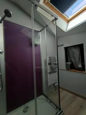 Salle de bains dans l'établissement Le Nid du Haut