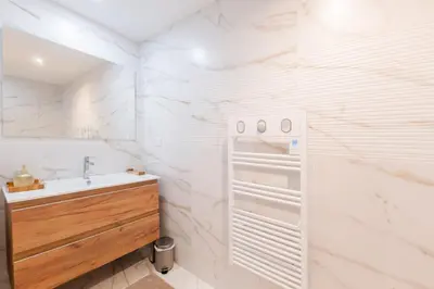 Salle de bains dans l'établissement Charme nature et grand espace