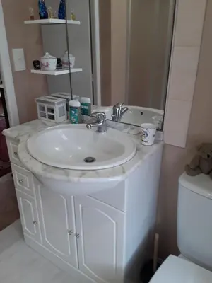 Salle de bains dans l'établissement Appartement dans Maison de Bourg