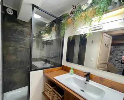 Salle de bains dans l'établissement Warm and cozy house