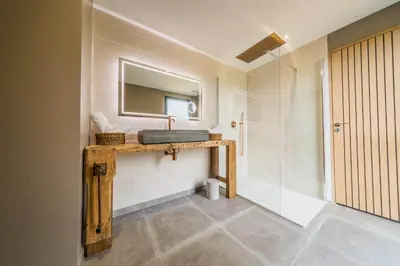 Salle de bains dans l'établissement Spa et vue imprenable En haut du paradis