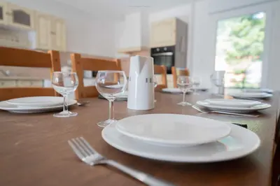Cuisine ou kitchenette dans l'établissement L'envolée Sauvage
