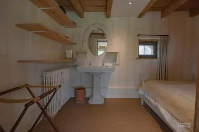 Salle de bains dans l'établissement Demeure atypique - ancienne loge