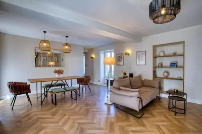 Coin salon dans l'établissement Maison T3 tout confort et spa Le Clos des Pierres