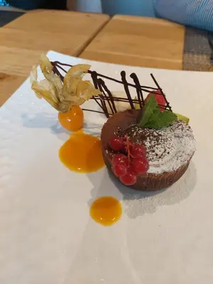 Nourriture dans l'hôtel capsule ou à proximité