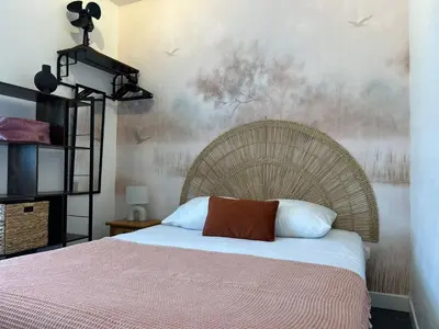 Un ou plusieurs lits dans un hébergement de l'établissement Birds Escape, proche de la gare