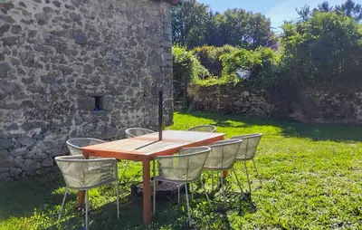 Jardin de l'établissement La Ferme Des Tilleuls