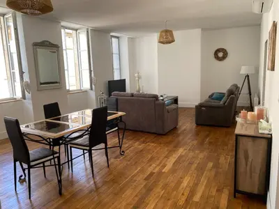 Coin salon dans l'établissement le coup de coeur