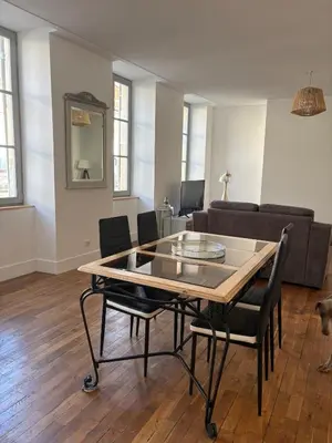 Coin salon dans l'établissement le coup de coeur