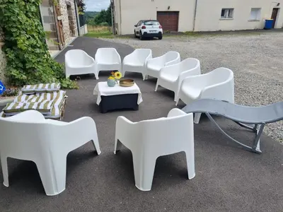 Coin salon dans l'établissement Le voyage à travers les flots