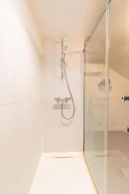 Salle de bains dans l'établissement Villa Chadourne - LE CONQUERANT T2 Moderne