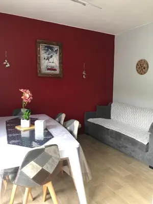 Coin salon dans l'établissement VILLA LOZELOUX n 2