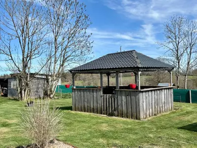 Jardin de l'établissement Petite maison de campagne