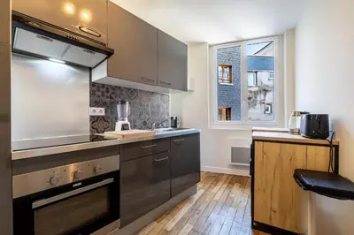Cuisine ou kitchenette dans l'établissement Le Pop-up, Spacieux-Hyper centre-Lumineux