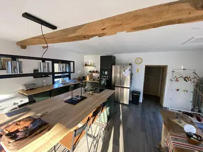 Cuisine ou kitchenette dans l'établissement La Vieille Scierie